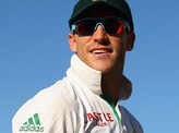 South Africa thrash Pakistan to level series