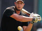 Jesse Ryder scores century in comeback innings