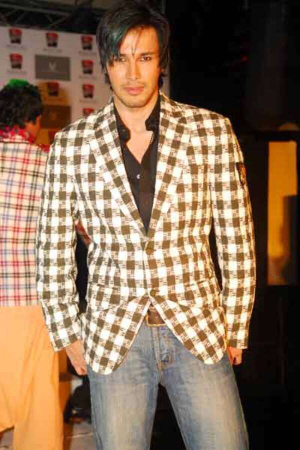 Rajneesh Duggal