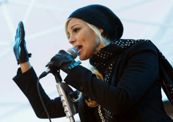 Faith Hill Pictures