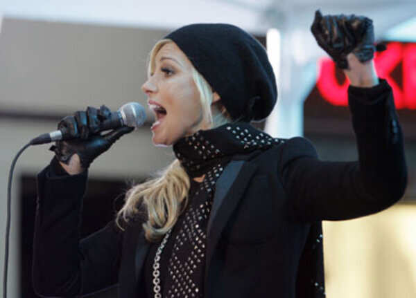 Faith Hill Stills
