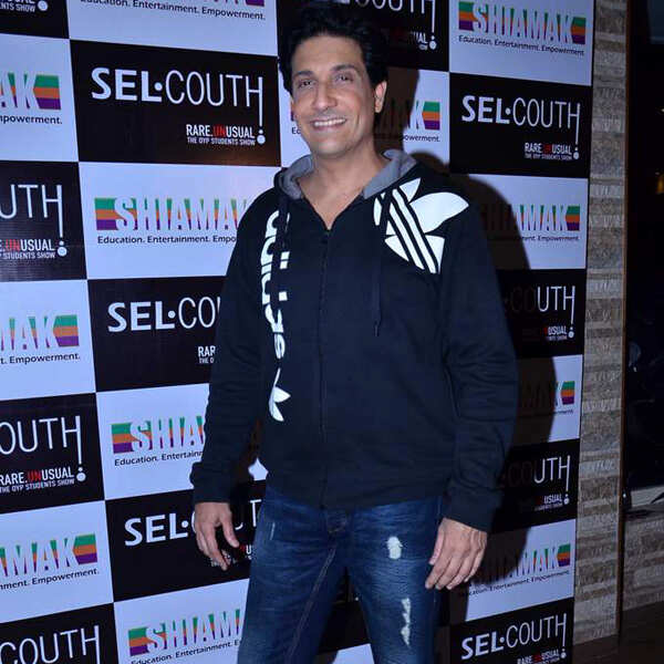 <a class="_64-f" href="https://www.facebook.com/shiamakofficial/"></a>Shiamak