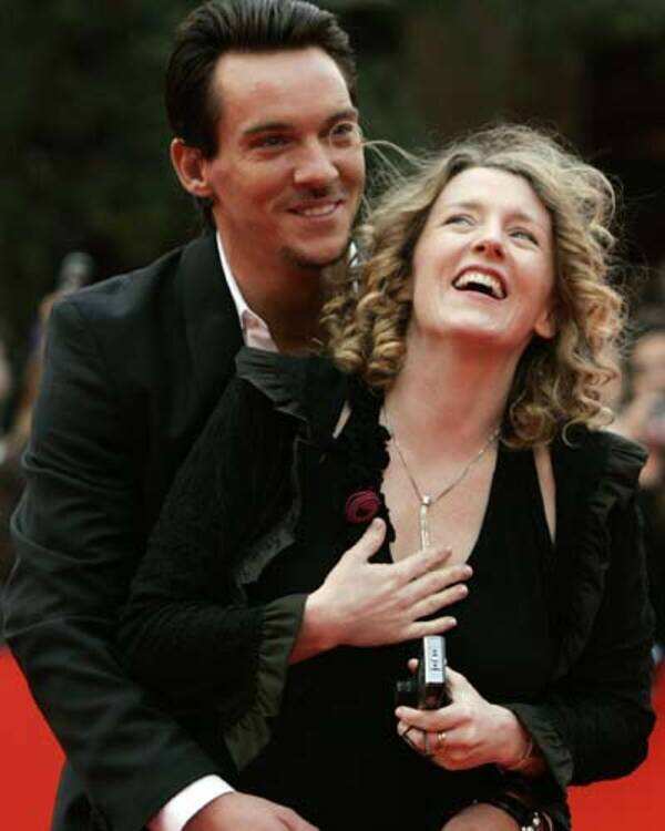 Jonathan Rhys Meyers Photos