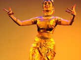 Pernia Qureshi performs Kuchipudi