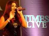 Shreya Ghosal performs