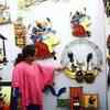 Article image for: New pictures of <i class="tbold">traditional art</i>