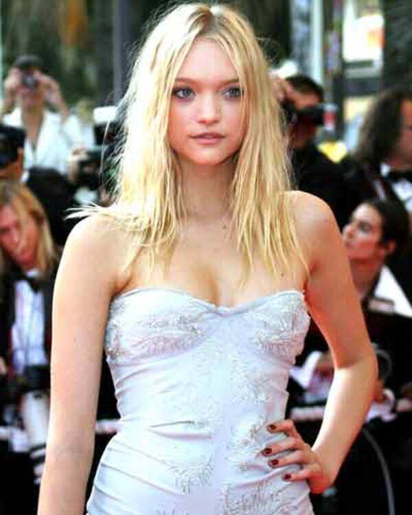 Lily Cole Pictures