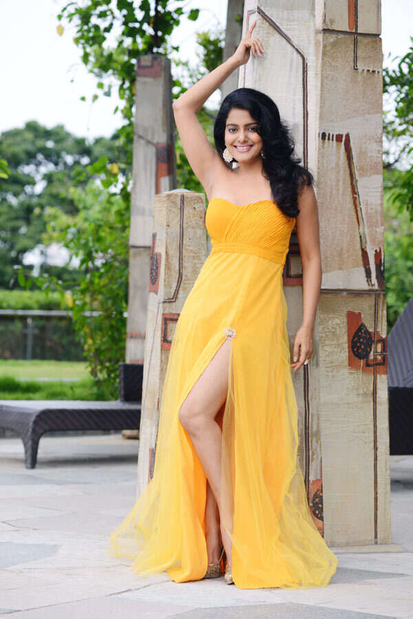 Vishakha Singh Images