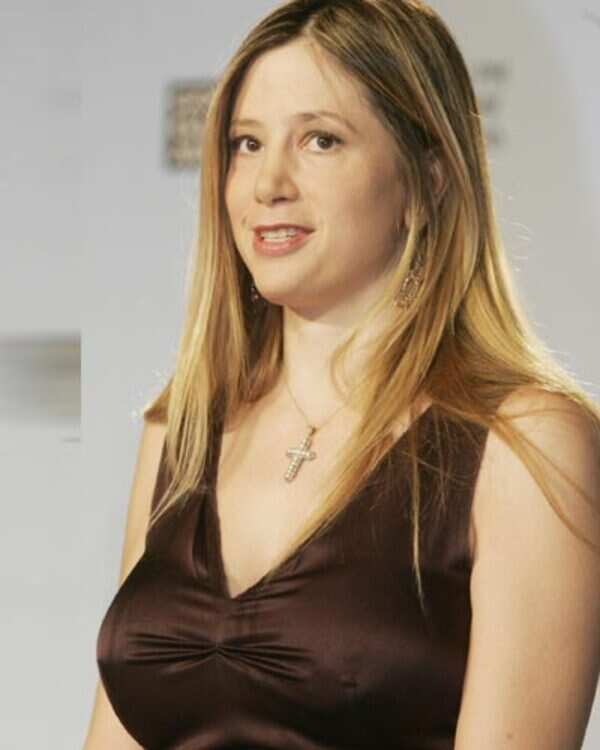 Mira Sorvino Images