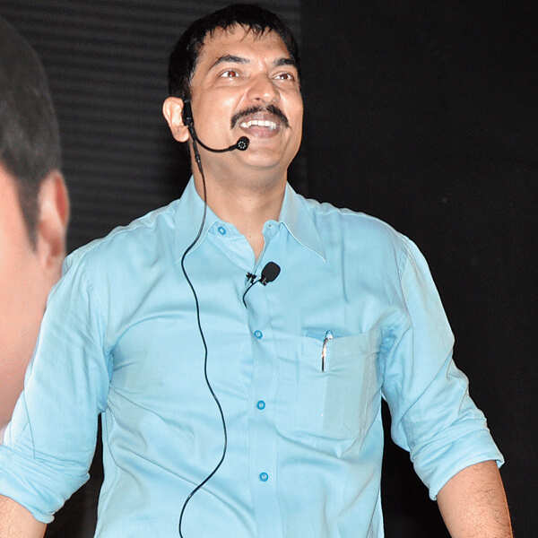 Manish Gupta Images