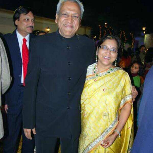 Om Prakash Pictures