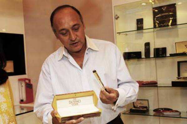 Victor Banerjee Pictures