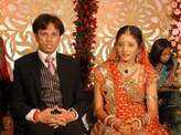 Greet: Abhi & Roshina
