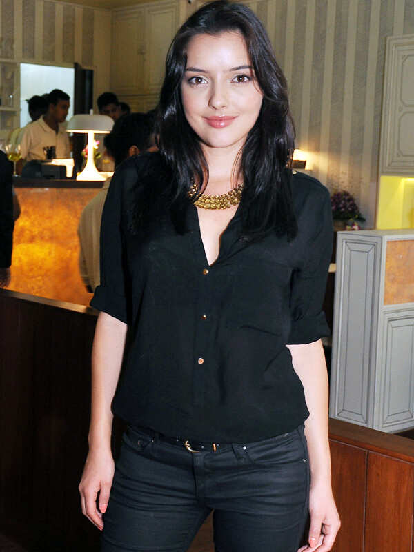 Kristina Akheeva Wallpapers