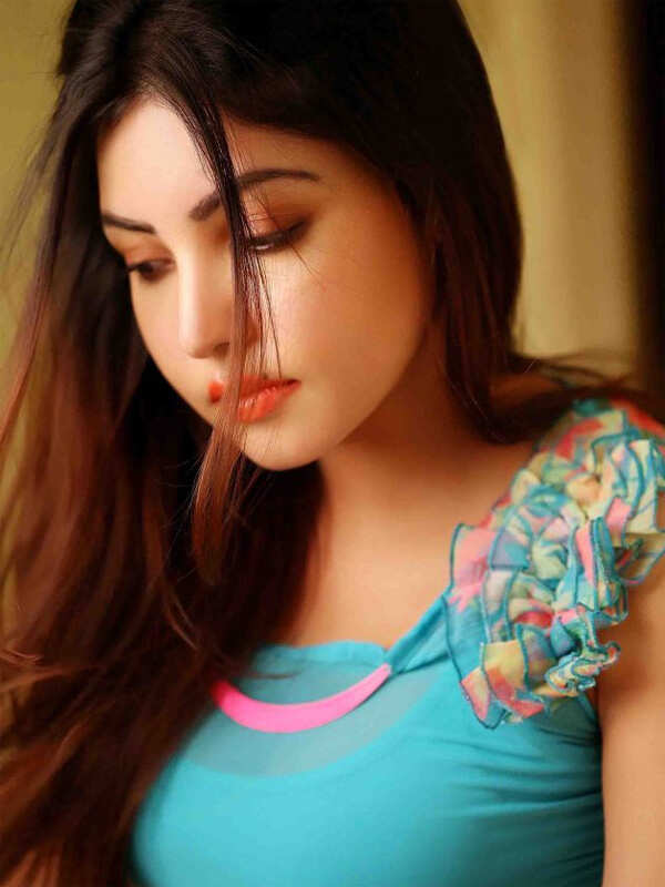 Komal Jha Pictures