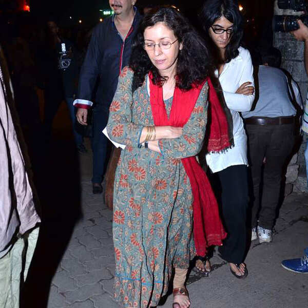 Shernaz Patel Wallpapers
