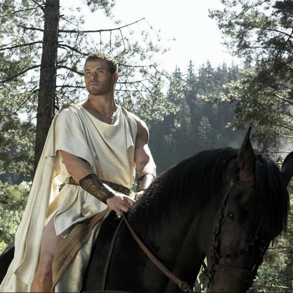 Kellan Lutz Images