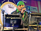 Sivamani, Runa Rizvi perform live
