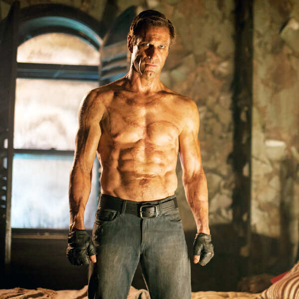 Aaron Eckhart Pictures
