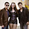 Article image for: <i class="tbold">boogie woogie</i>: On the sets