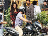Akki, Shruti on sets of Gabbar