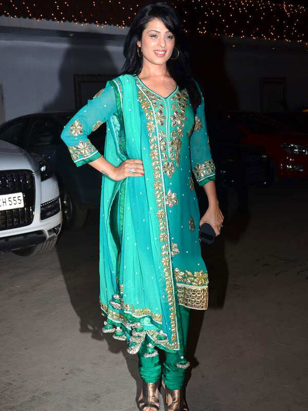 Amita Pathak