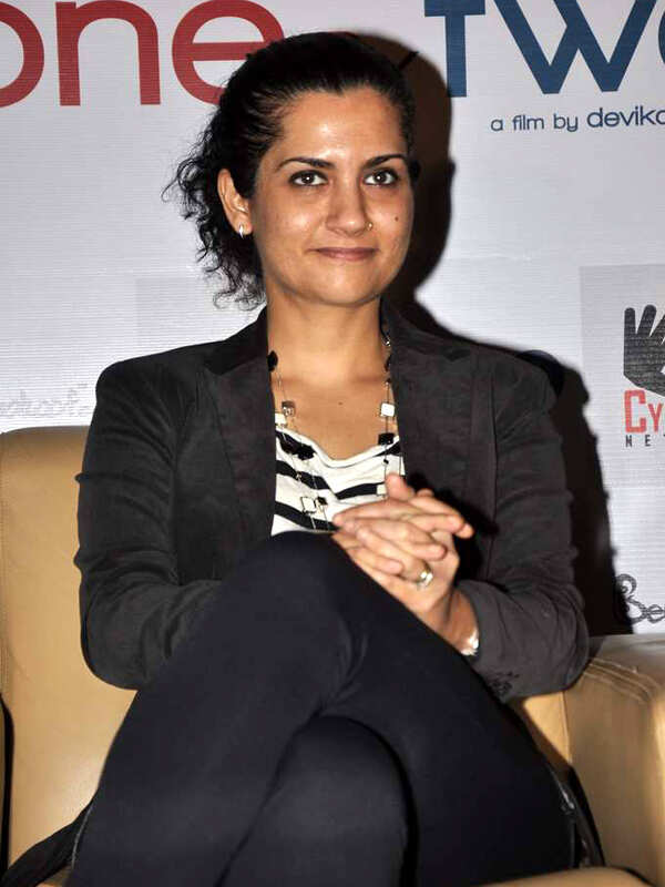 Devika Bhagat Photos