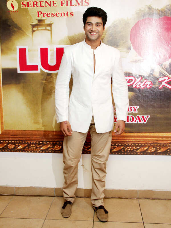 Sourav Roy Photos