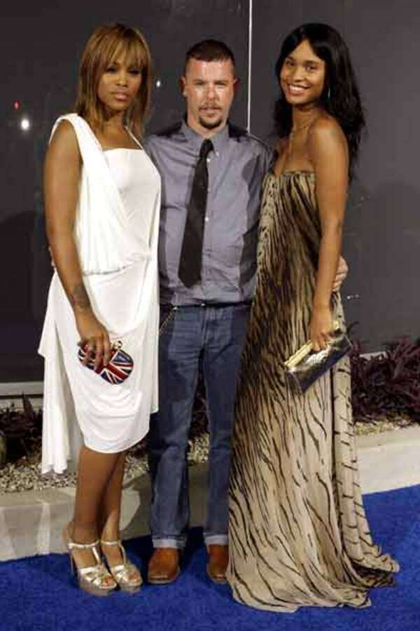 Joy Bryant Images