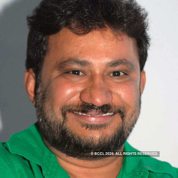 Guru Deshpande Wallpapers