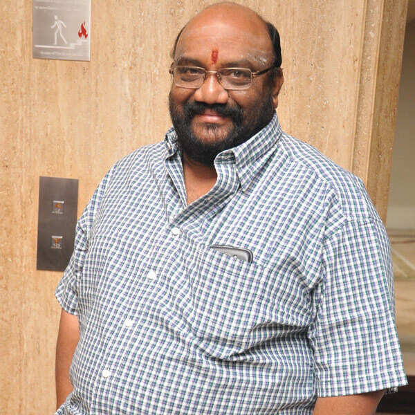 Santhana Bharathi Photos