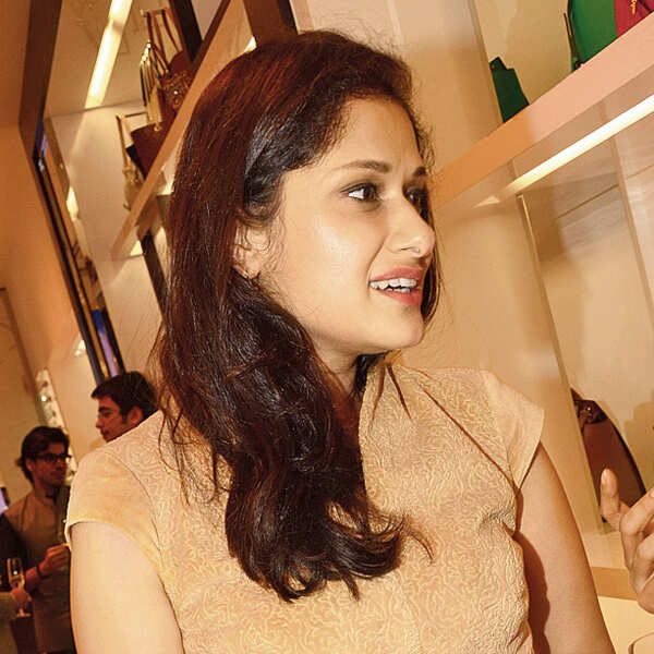 Vidushi Mehra Pictures
