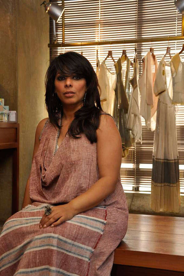 Urvashi Kaur Images