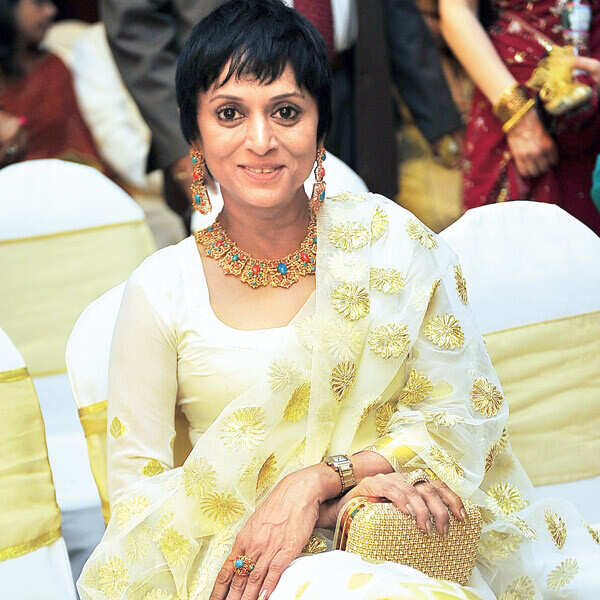 Krutika Desai Wallpapers
