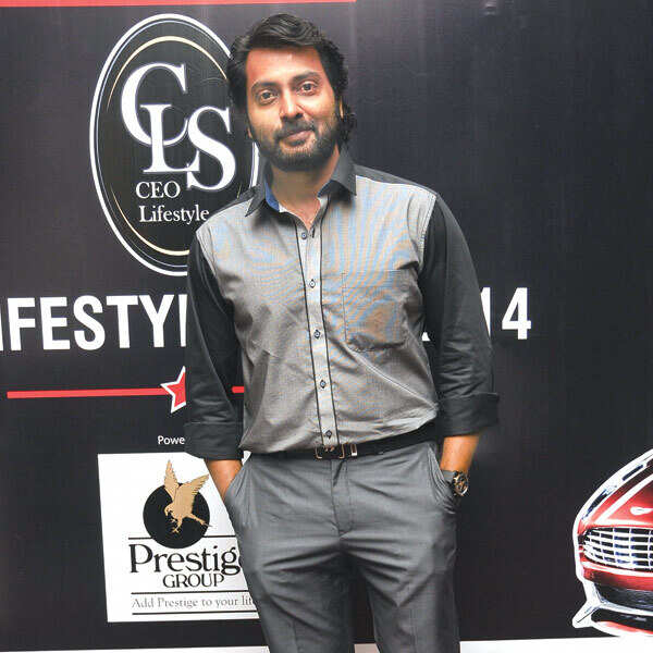 Naren Stills
