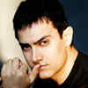 Article image for: Aamir Khan lodges police complaint over <i class="tbold">defamatory remarks</i>