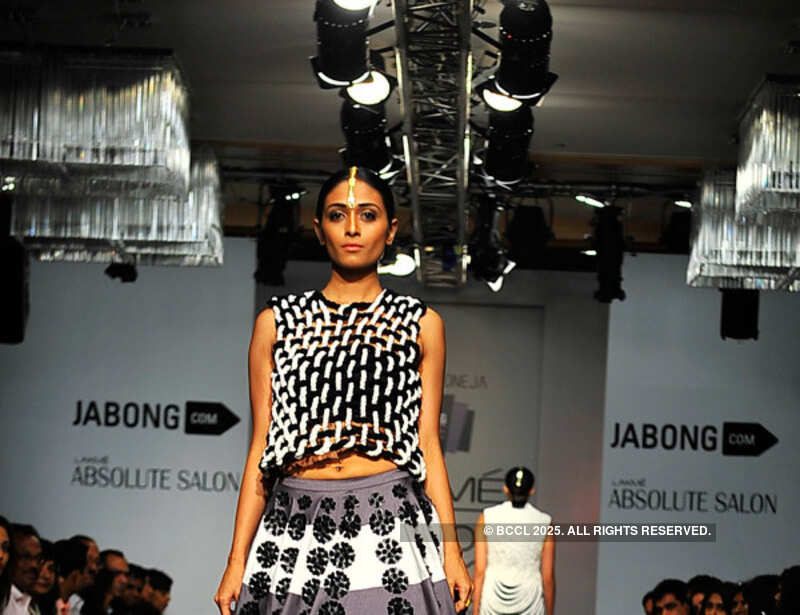 LFW '14: Urvashi Joneja
