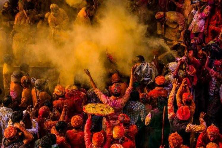 lathmar holi portrait mode krishna radha