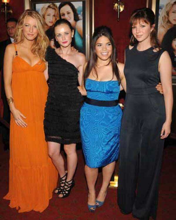 Alexis Bledel Pictures