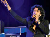Nakash Aziz performs in Indore
