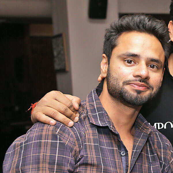 Nitin Chaudhary Pictures