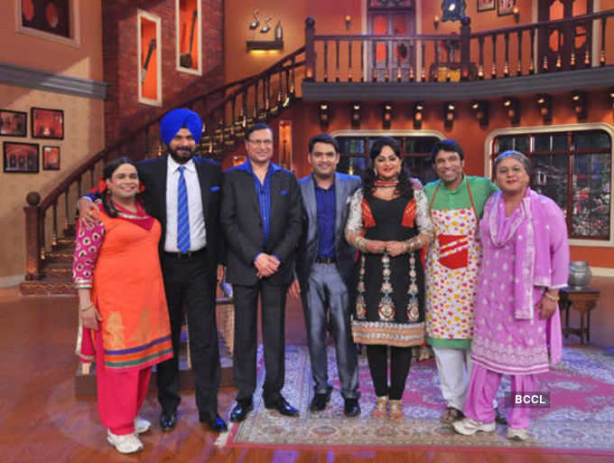 Comedy Nights with Kapil: 5 funny moments from Rajat Sharma's episode | The  Times of India