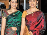 Carnatic vocal recital by Aarti and Archana