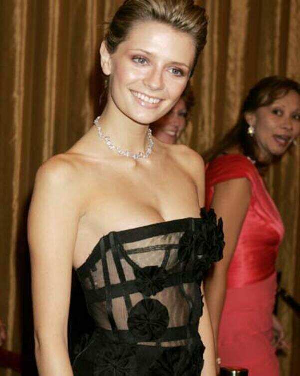 Mischa Barton Images