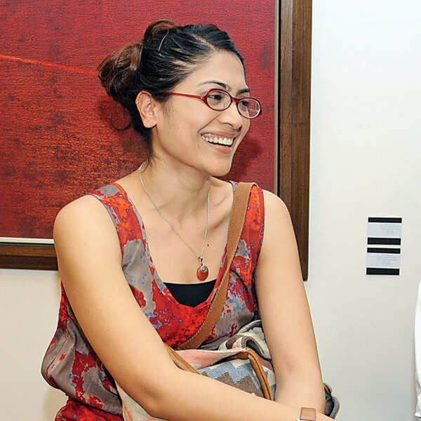 Geetika Tyagi Pictures
