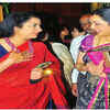Article image for: <i class="tbold">Suhasini Maniratnam</i> bonds with Vani Ganapathy