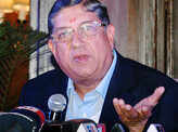 Relief for Srinivasan as SC rejects CAB's urgent plea