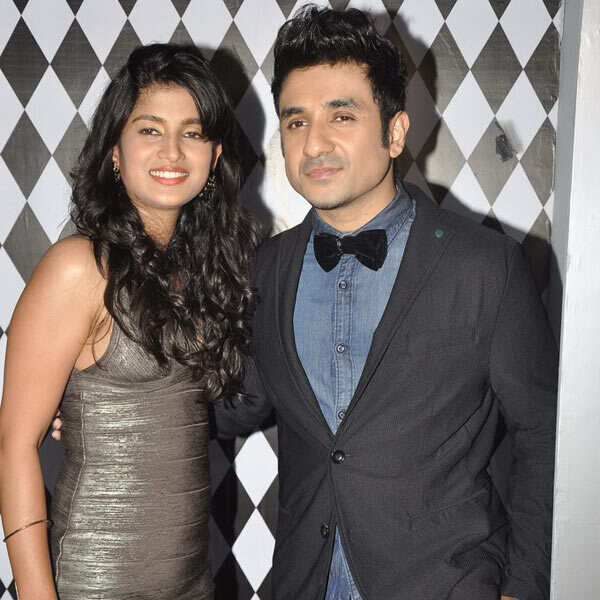 Vega Tamotia Images