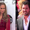 Article image for: Jennifer Lopez gets cosy with <i class="tbold">Maksim Chmerkovskiy</i>