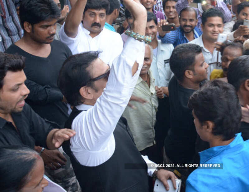 Govinda visits orange city